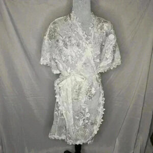 White brand lace bridal robe size M/L